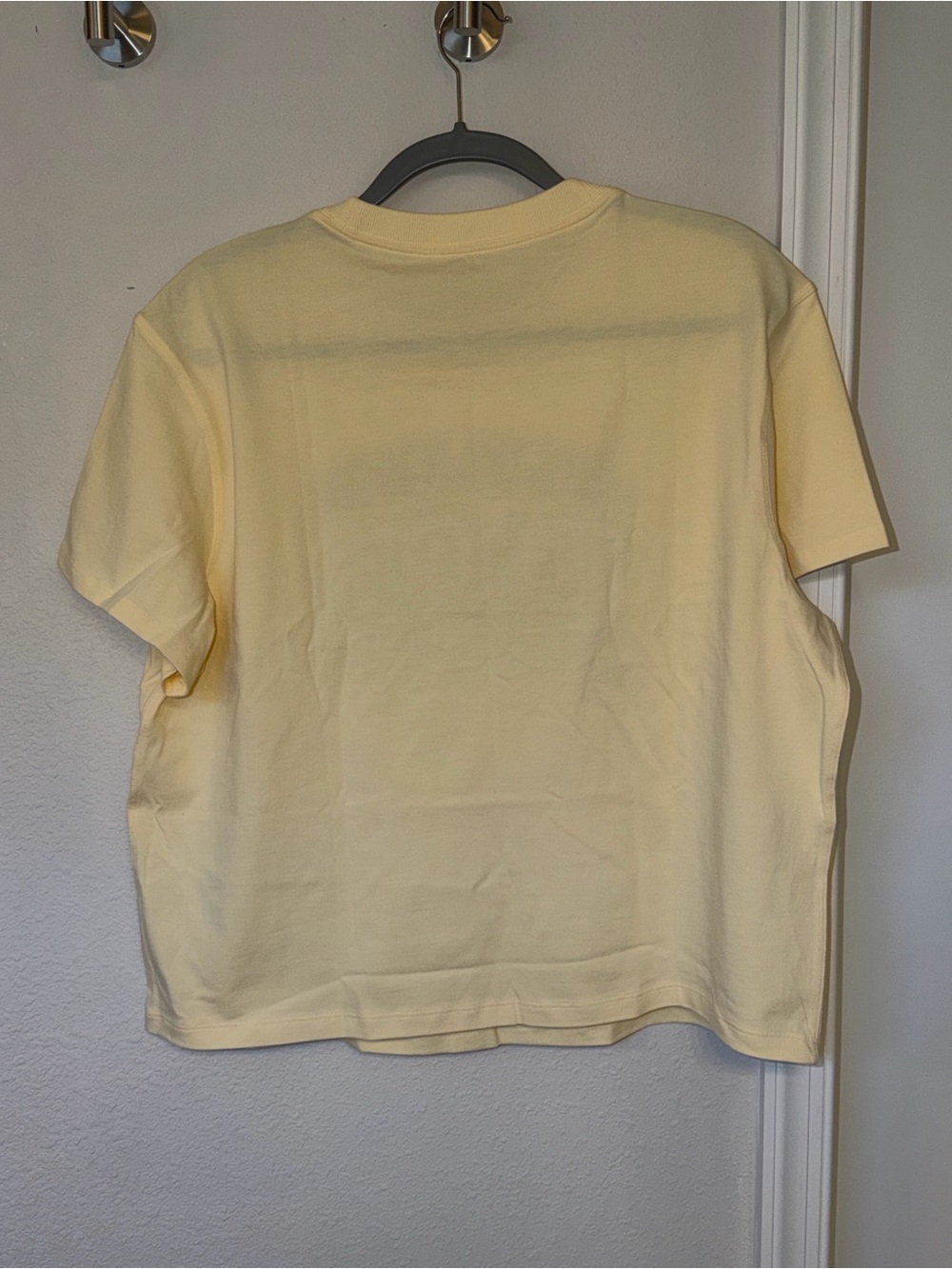lululemon athletica Butter Cream 1998 Graphic Relaxed Cotton Tee - Picture 3 of 4